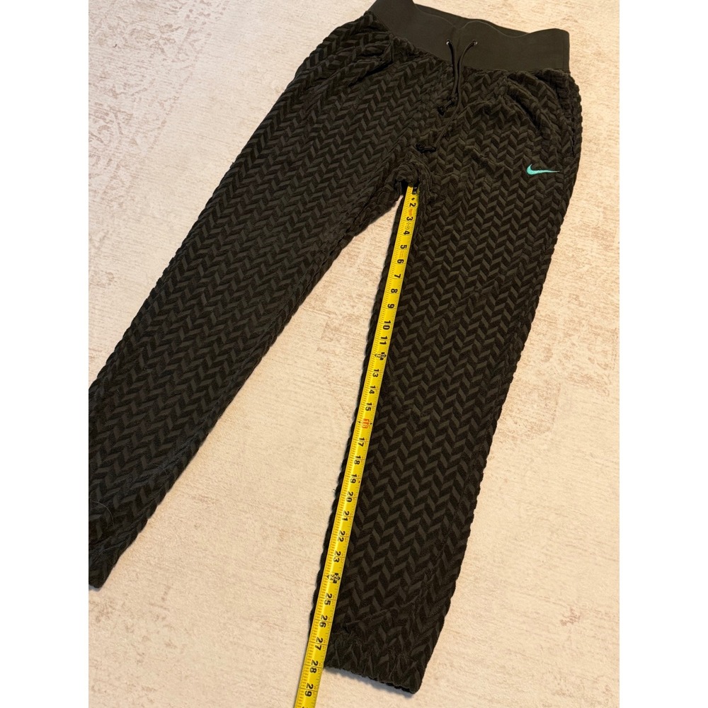 Nike Womens Textured Chevron Crop Top and Jogger Pants Set Olive Green Small - Picture 6 of 9